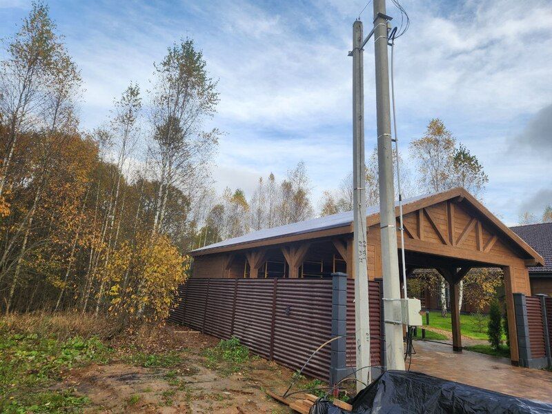 Навес для машин с хозблоком КРОНВЕРК 