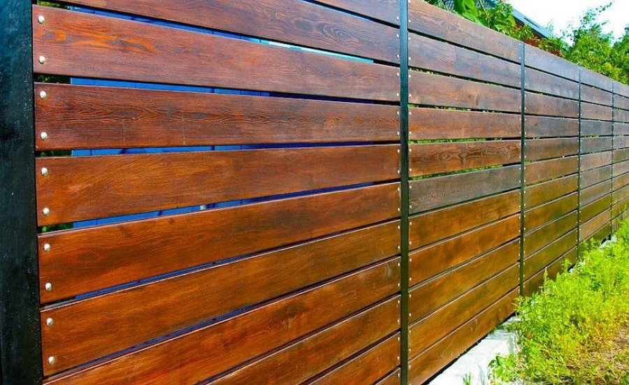 Забор №27 - горизонтальный широкий с зазором 2