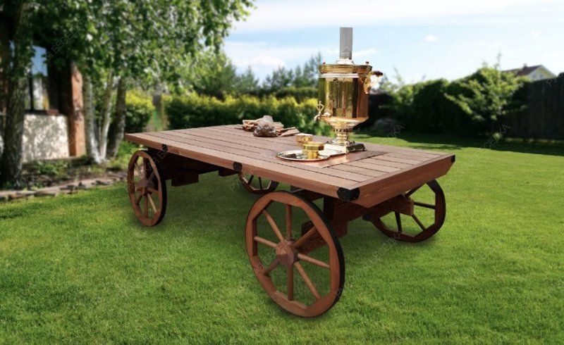 Деревянная телега-стол