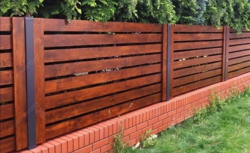 Забор №24 - горизонтальный с боковыми планками