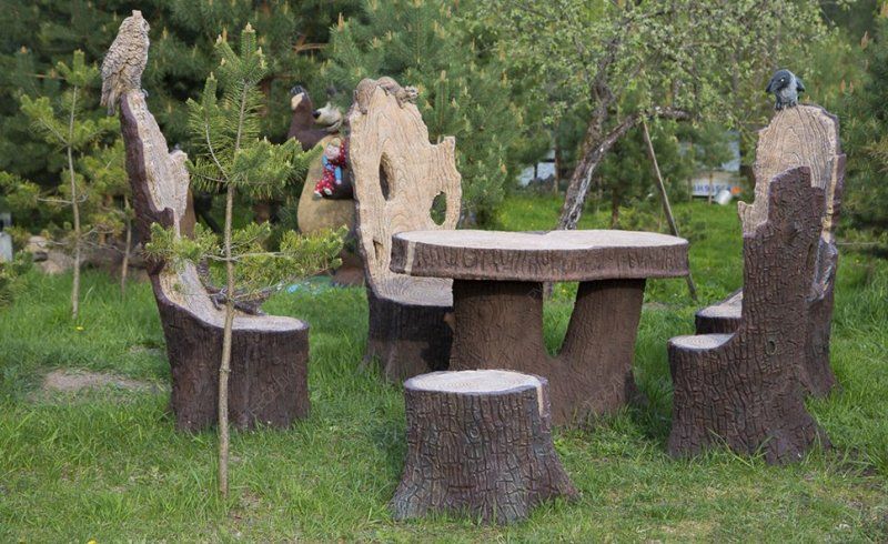 Садовая фигура Стол-дерево