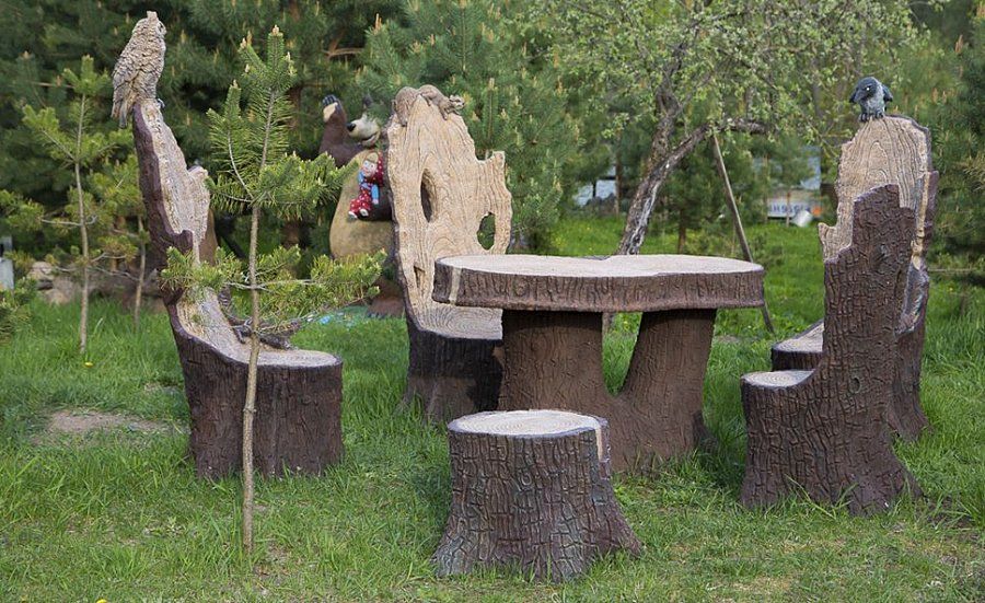 Садовая фигура Стол-дерево